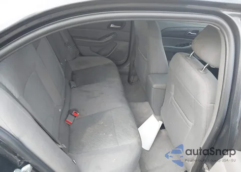 2014 Chevrolet Malibu Ls z USA, uszkodzony, nr VIN 1G11A5SL5EF123179